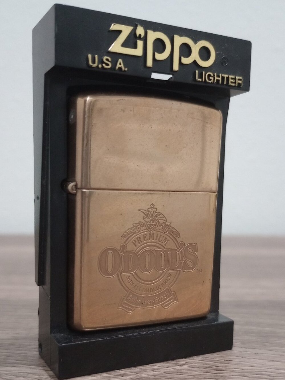 VINTAGE 90s ZIPPO O'DOUL'S ANHEUSER-BUSCH BRASS LIGHTER UNFIRED (NOS)
